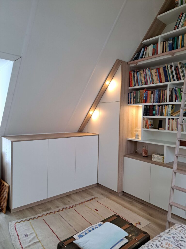 Project_53.7_Gemelamineerde boekenkast
