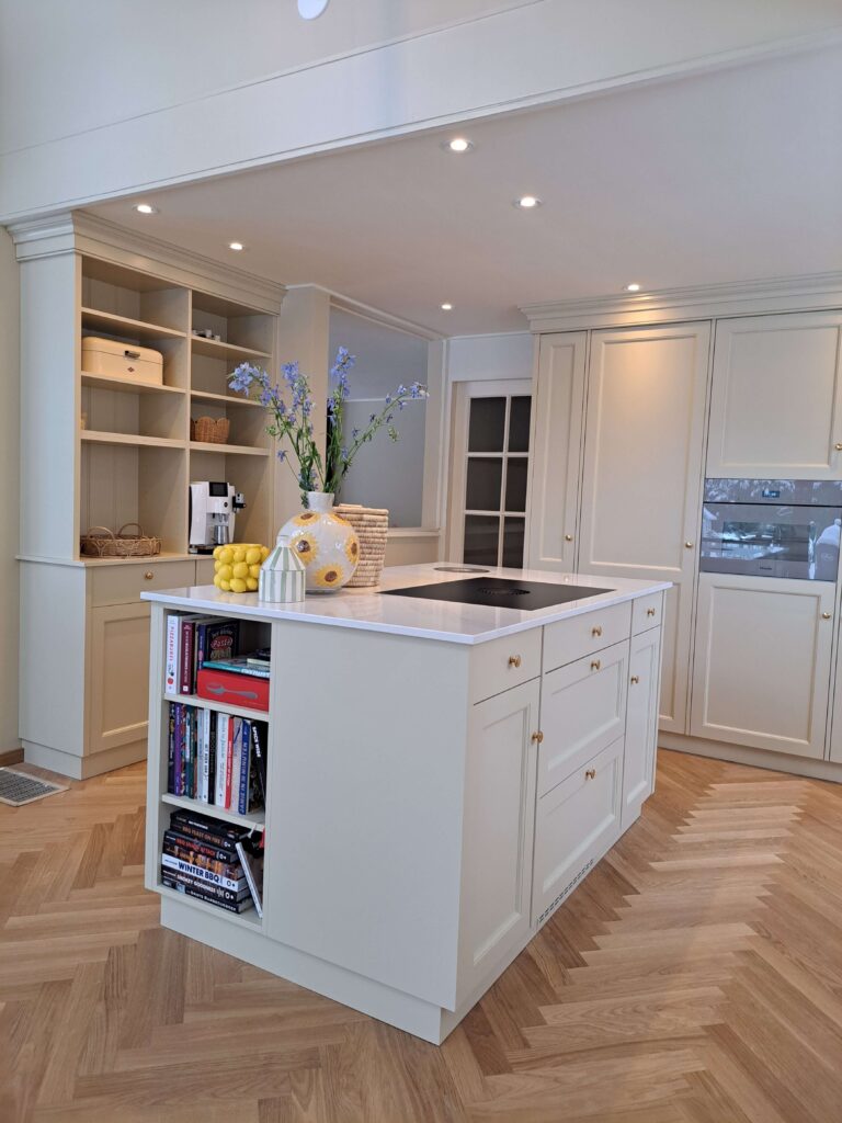 Project_56.11_Keuken met kraaldeel achterwanden