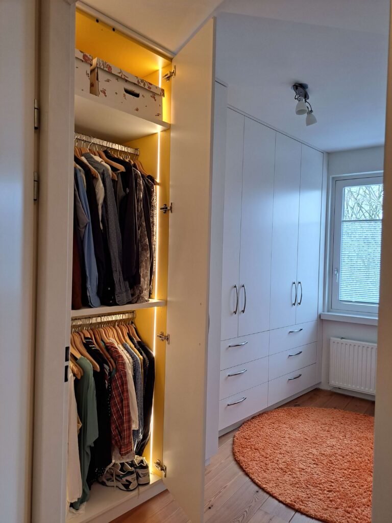 Project_57.7_Linnenkast voorzien van led verlichting
