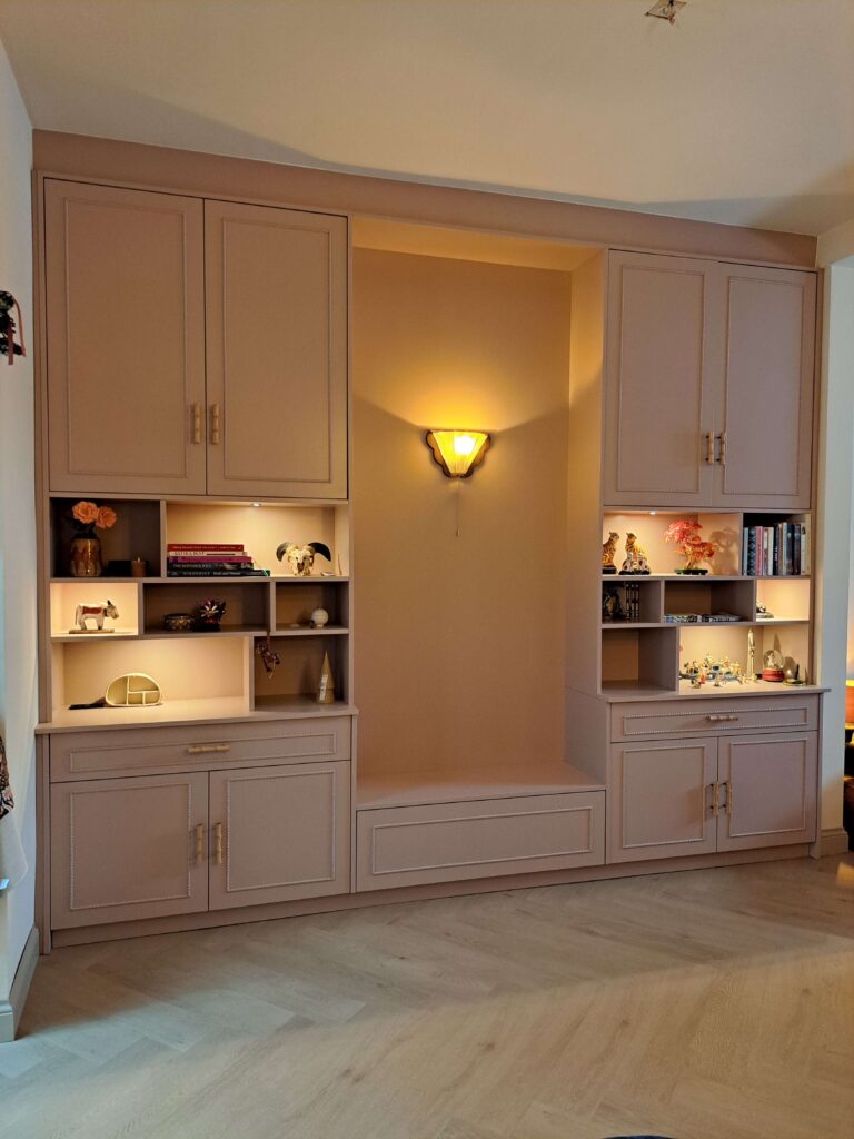 Project_59.11_Inbouw kastenwand met zithoek
