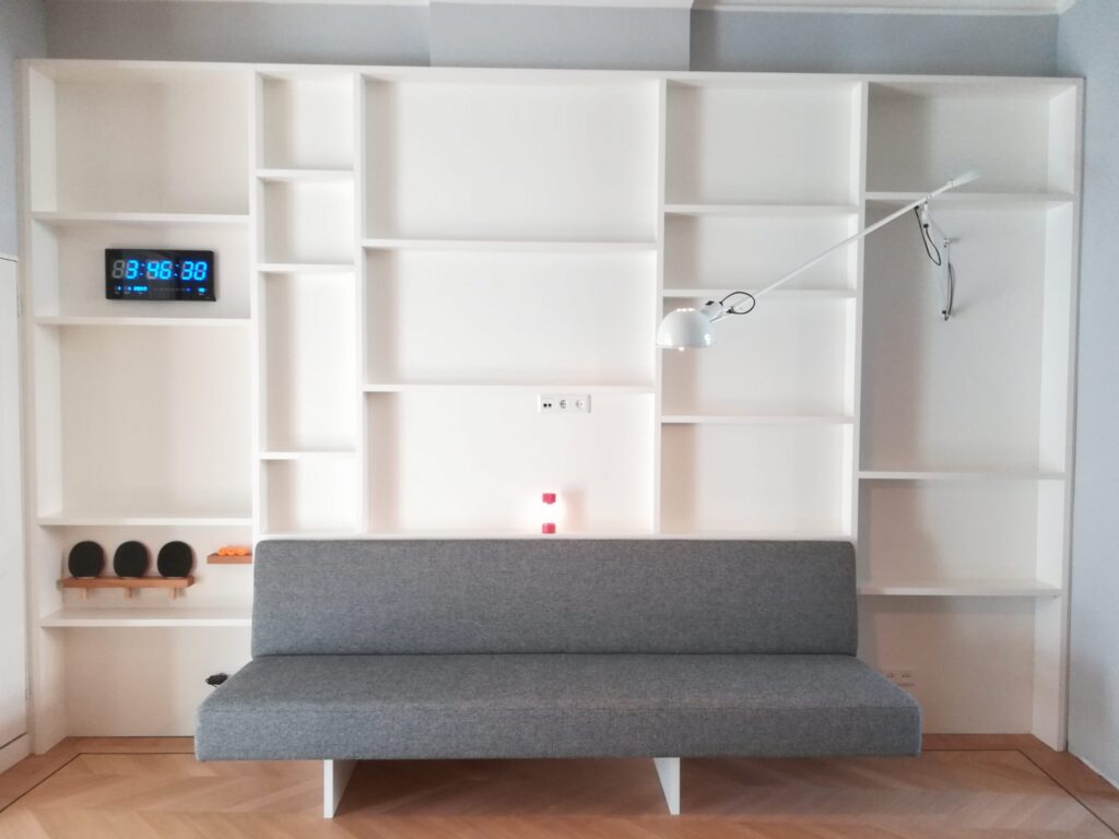 project 42.2_Kastenwand