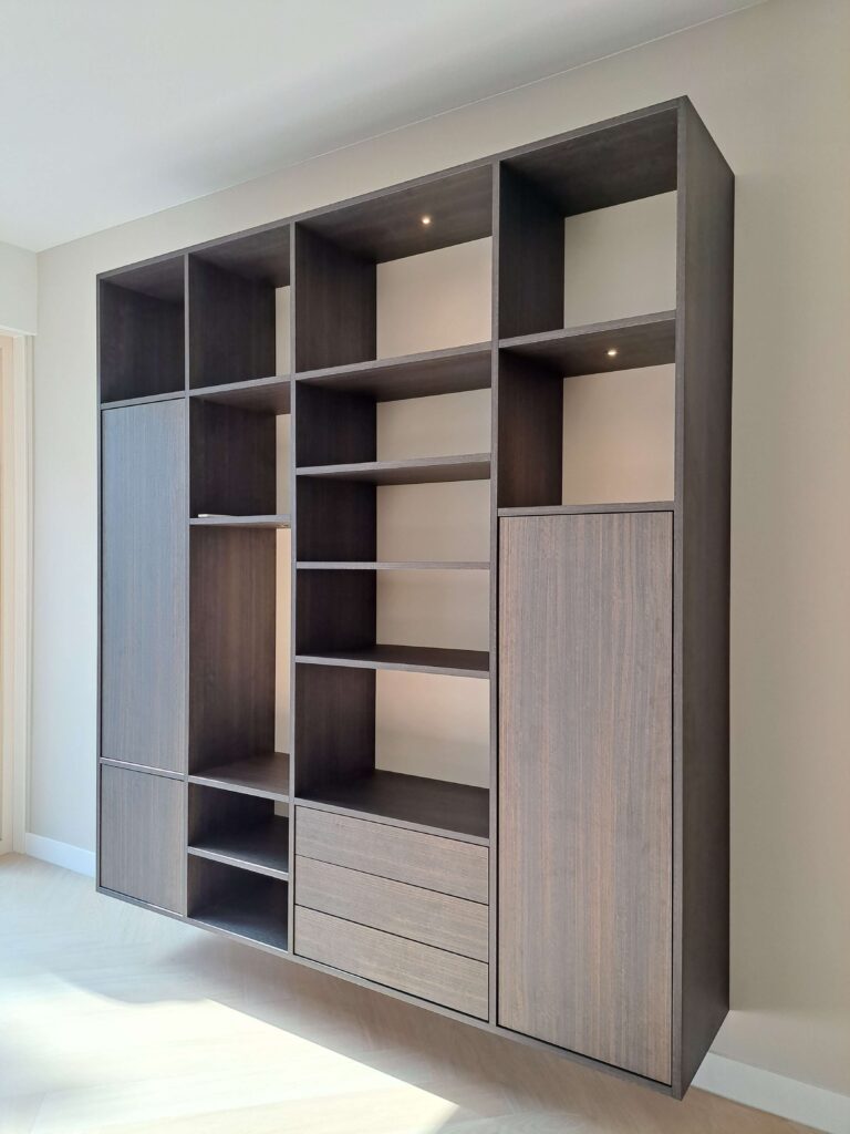 project_13_gemelamineerde hangkast