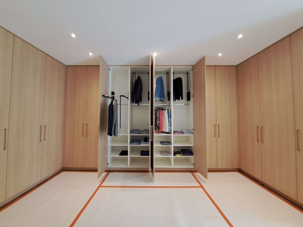 project_17.2_Linnenkast