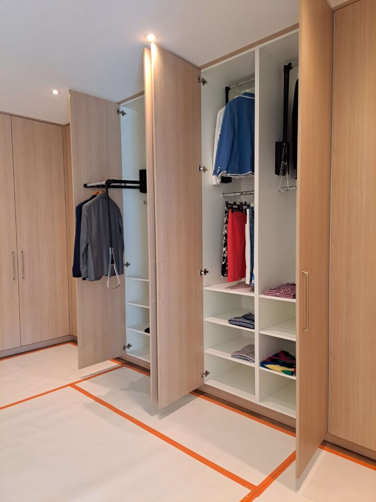 project_17.3_Linnenkast