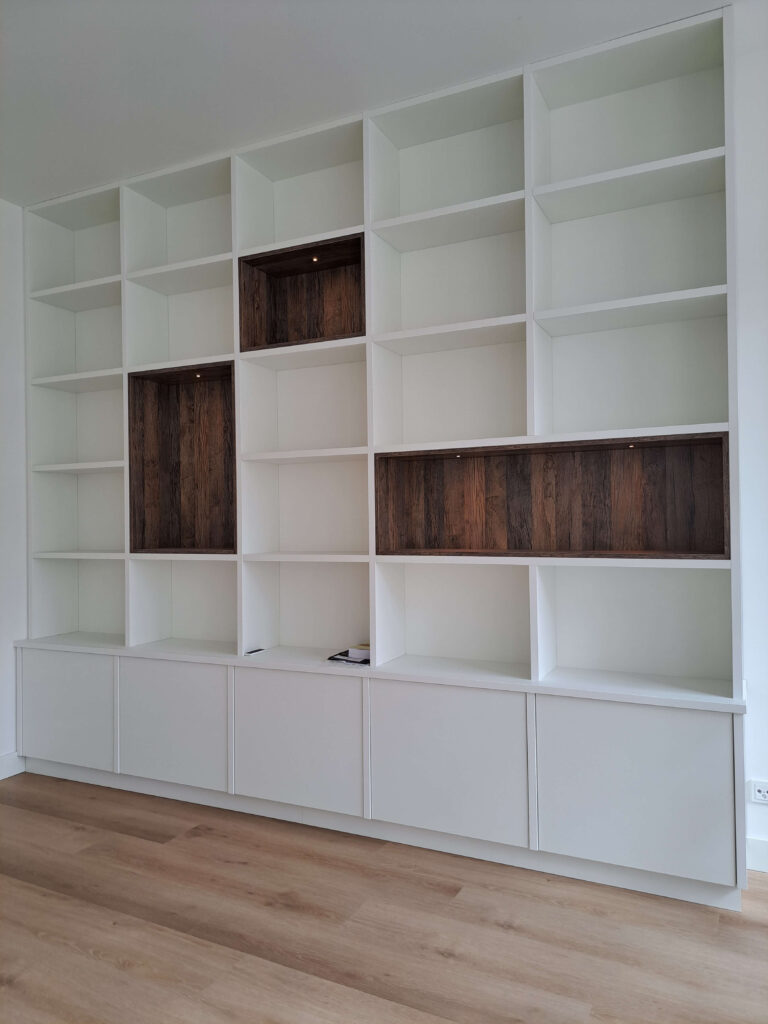 project_24_Gemelamineerde boekenkast