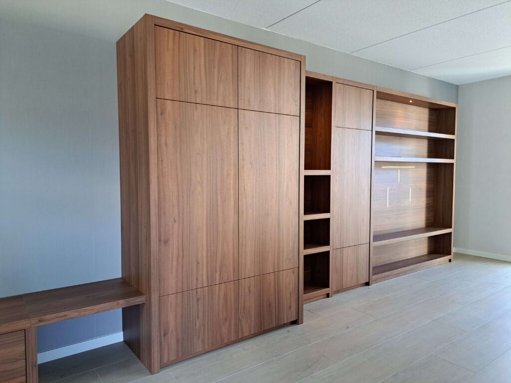 project_25.1_Gemelamineerde kastenwand