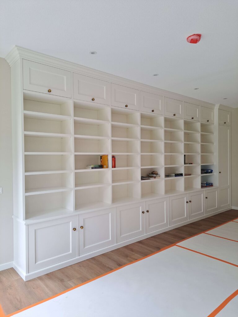 project_29_Klassieke gespoten boekenkast